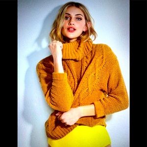 Billabong extra plush cable knit sweater